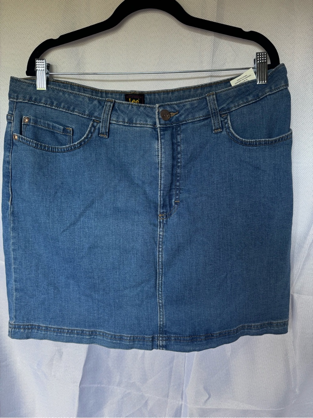 Lee Medium Blue Denim Mini Skirt with Pockets and shorts lining